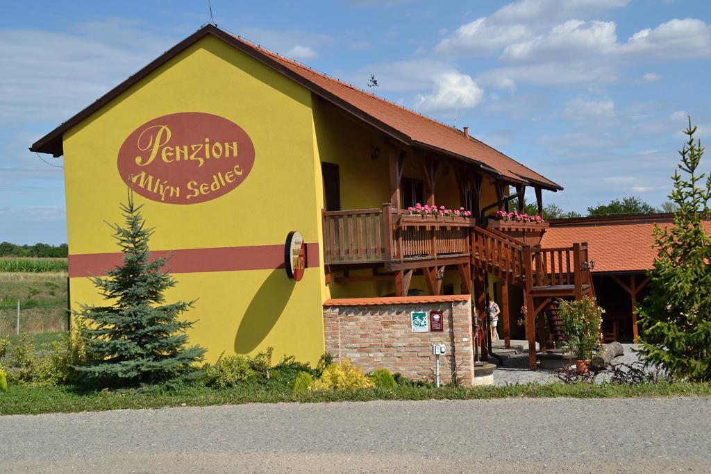 Penzion Mlyn Sedlec Sedlec  Exteriör bild
